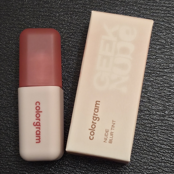 Colorgram Other - Colorgram Nude Blur Tint Stain and Blush in 05 Vintage Red